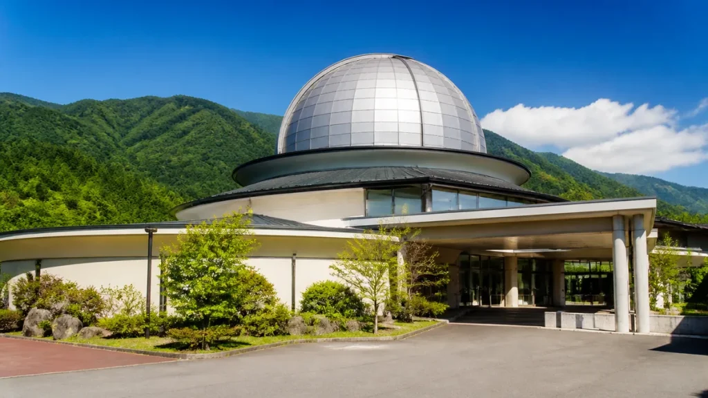 道の駅神岡は入館無料の宇宙科学館つき？｜飛騨グルメからお土産まで徹底ガイドのアイキャッチ画像
