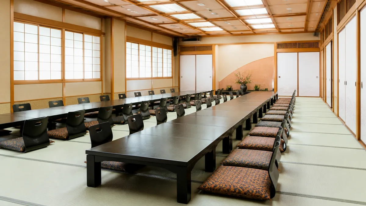 1階80名・2階130名の収容力|宴会で選ばれる理由は何?の解説画像