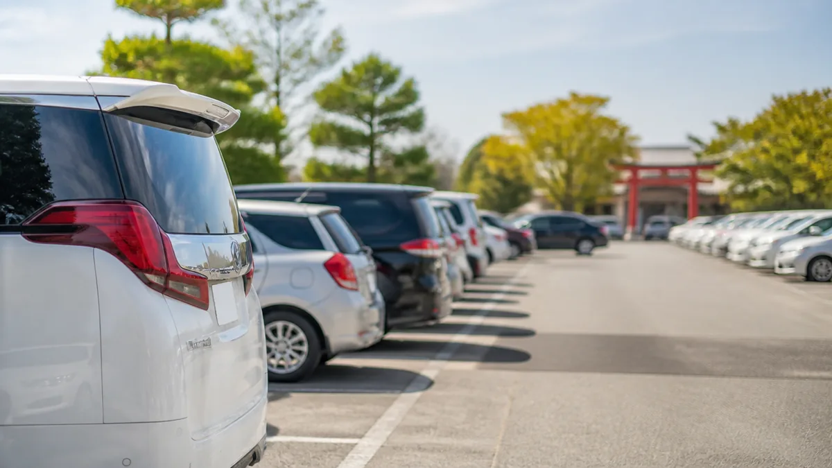 知らないと困る駐車場事情｜無料と有料はどこにある？の解説画像