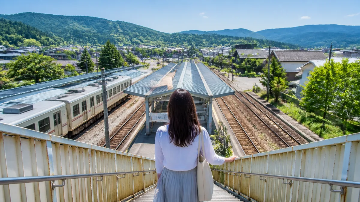 駅から歩いて巡れる「君の名は。」聖地の解説画像