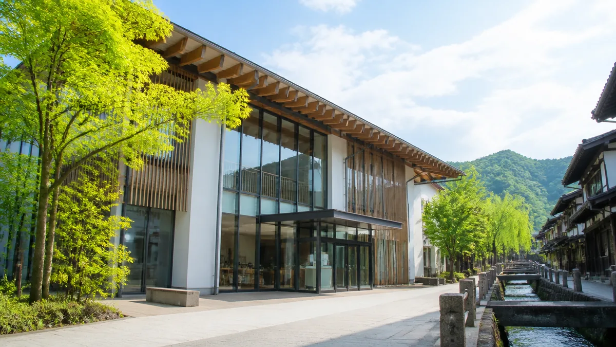 「君の名は図書館」の正体は飛騨市図書館｜瀧が糸守を調べた聖地の行き方と見どころ完全ガイドのアイキャッチ画像