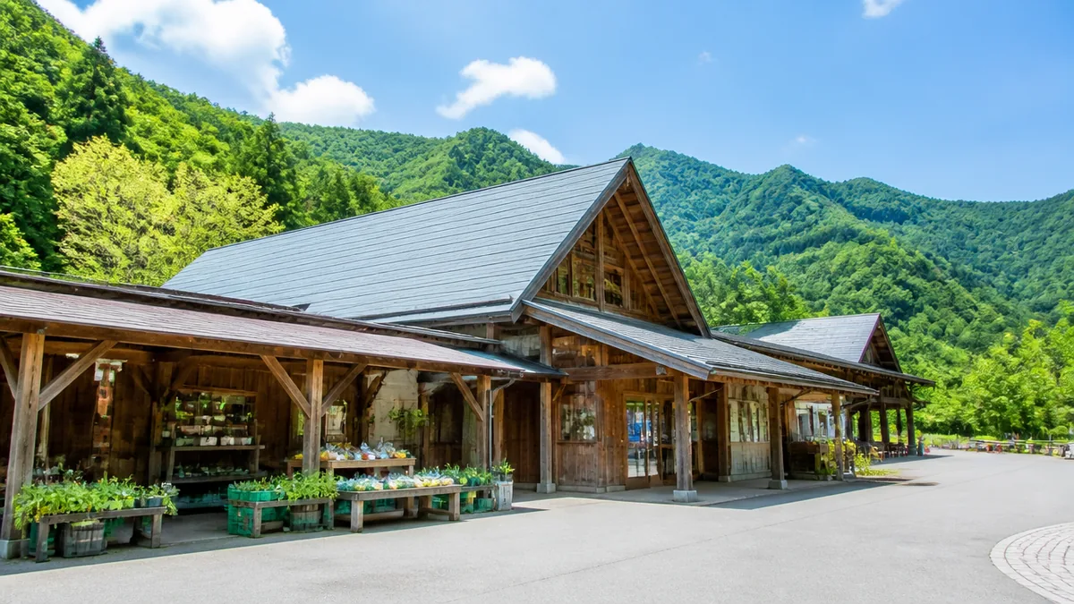 道の駅 馬瀬美輝の里はどんな場所？｜清流と山林に抱かれた小さな駅の解説画像