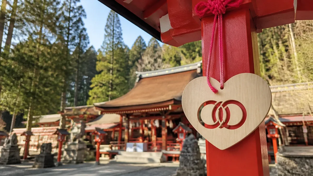 飛騨一宮水無神社は、高山観光の途中に寄れる一宮の解説画像