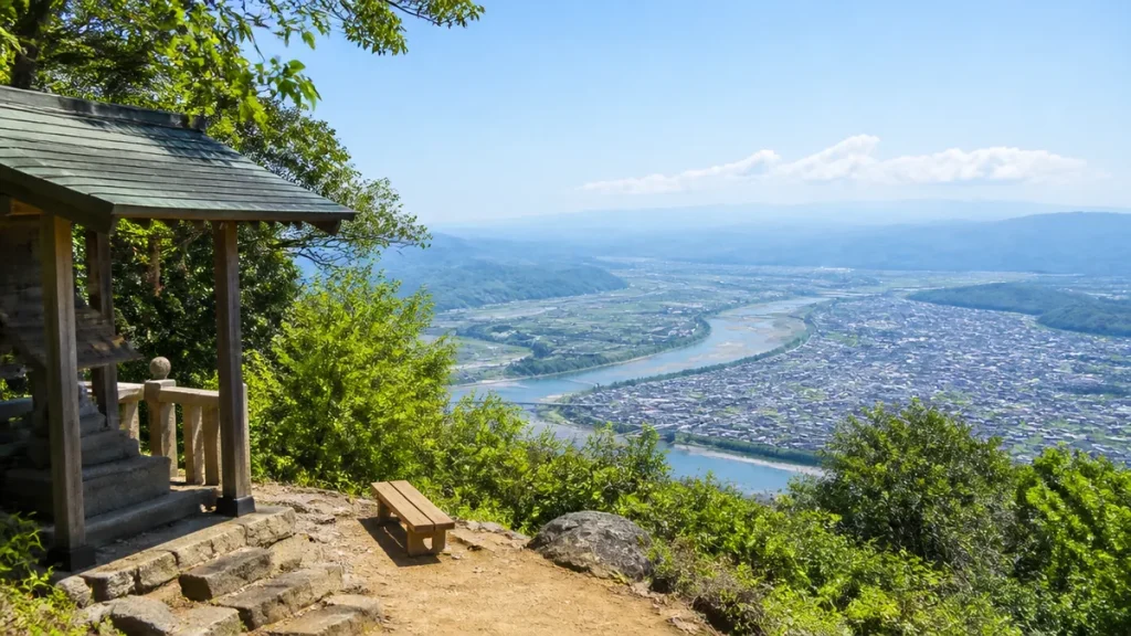 米田富士は標高261mの川辺町シンボル｜往復約1時間の登山コースと駐車場の正解のアイキャッチ画像